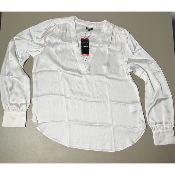 Express Satin V-Neck Top Women’s XS Marshmallow 100% Polyester - Picture 1 of 10